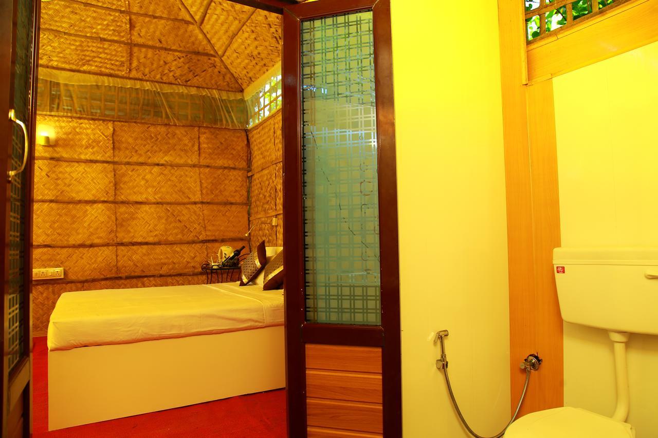 Colonels Beach Villa Alappuzha 外观 照片