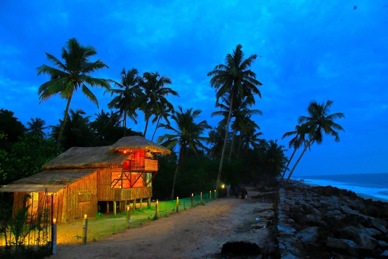 Colonels Beach Villa Alappuzha 外观 照片
